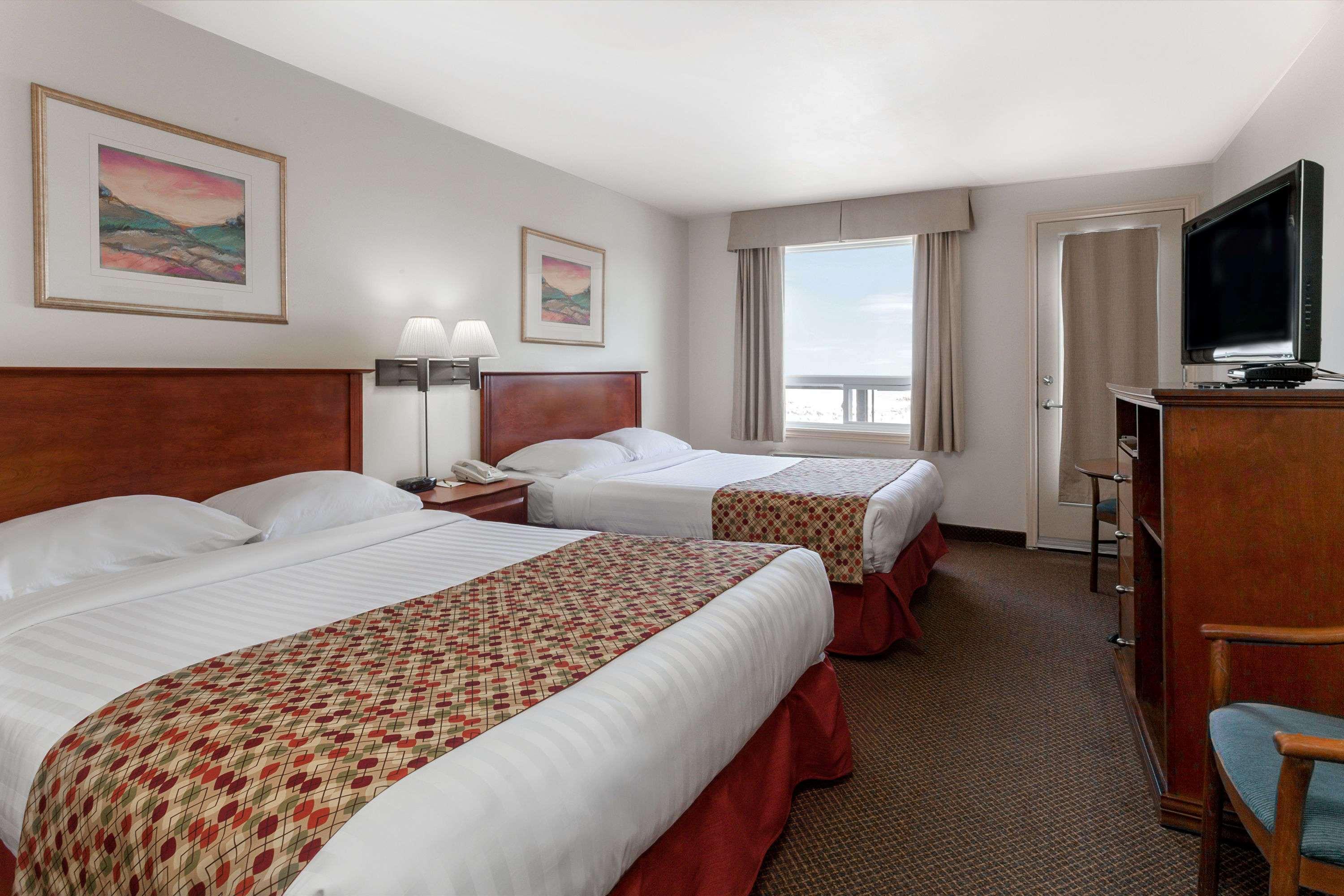 Super 8 By Wyndham Caraquet Hotell Exteriör bild